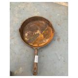Cast iron skillet