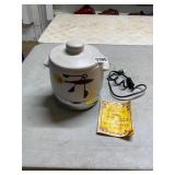 Vintage bean pot with warmer