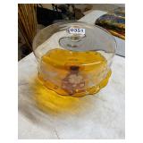 Amber cake plate with lid