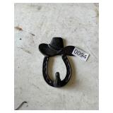 Cast iron cowboy hat and horse shoe hanger