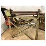Sheet metal roller machine