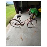 Vintage girls bicycle 26 inch