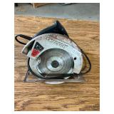 Skill saw 7 1/4 circular saw