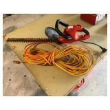 Black and decker hedge trimmer with extension cord