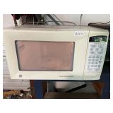 GE white microwave ï¿½ works