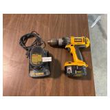 Dewalt DC983 Drill 1/2ï¿½ w/ battery and charger