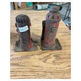 2- bottle jacks unknown size