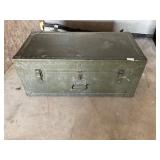 Vintage army footlocker