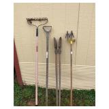 4 assorted yard working tools