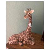 13 x 14 giraffe figure