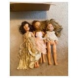 Mixed lot of vintage dolls