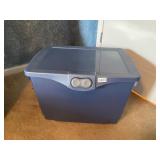 Blue sterilite tote with lid