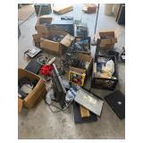 Lot assorted computer type stuff - all