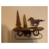 Horse and horseshoe shelf decor