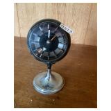 Bulova desk clock - battery