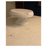 White pedestal cake plate- 8ï¿½