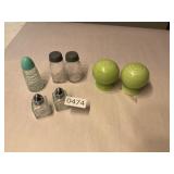 Lot salt and pepper shakers