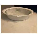 French white corning ware dish with lid