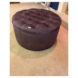 Round rolling ottoman