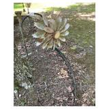 Single shepherd hook with metal pinwheel design