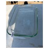 Pyrex 15 x 10 x 2 baking dish