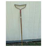 Hard tined rake