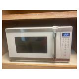 Hamilton Beach 1000 watt microwave