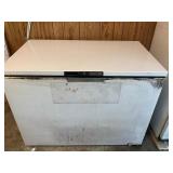 Kenmore chest type freezer ï¿½ cold