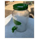 1 gallon green and clear glass beverage dispenser