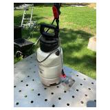 Round up 2 gallon portable sprayer