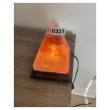 Salt lamp light