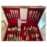 64 pieces silverware Towle and Gotham