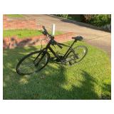 Black Specialized Sirrus Bicycle