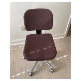 Rolling office chair