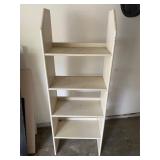 Closet shelving