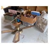 Miscellaneous lot ï¿½ all pictured