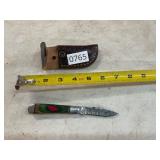 Damascus style knife with leather sheath