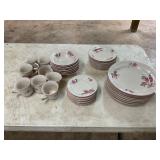 8 place setting Gibson pink rose dishes