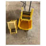 Rolling mop bucket and 2 wringers