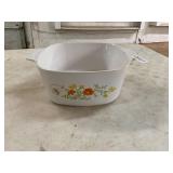 Corning Ware 3 quart covered dish/ no lid/ chip