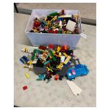 Plastic tub full assorted Legos