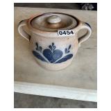 Rowe pottery crock