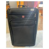 Rolling suitcase
