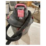 6 gallon 3 hp shop wet/ dry vac