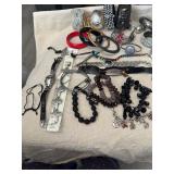 Bracelet lot