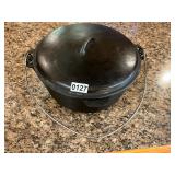 Cast Iron Dutch oven with lid