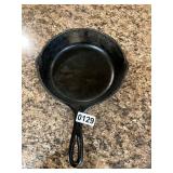 Lodge cast iron skillet