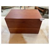 Wooden jewelry box