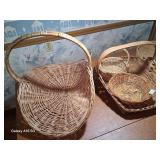 lot of wicker baskets