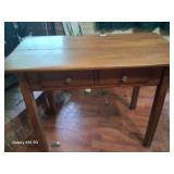 Nice vintage 2 drawered hall or entry table